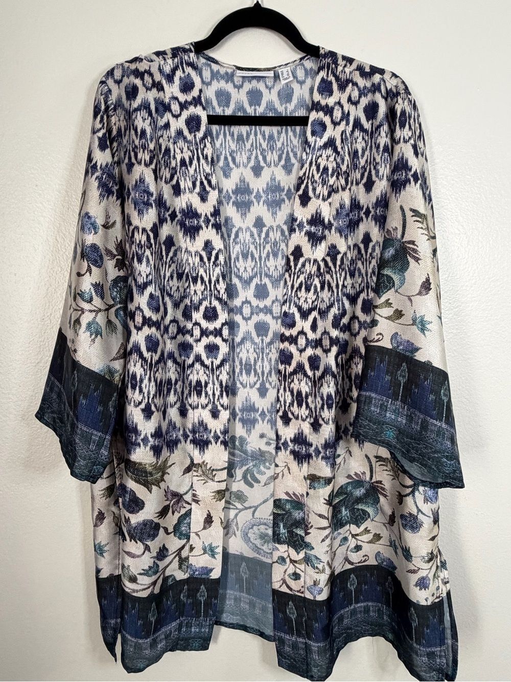 Susan Graver Charmuese Cardigan Blue Ikat Pattern Size Lg Open Front